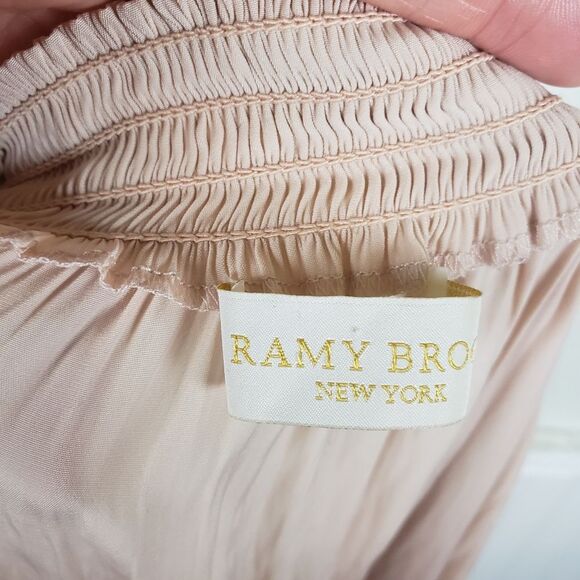 Women's Designer Light Pale Pink Cold Off the Shoulders Drop Waist Dress Size SM - Picture 10 of 12